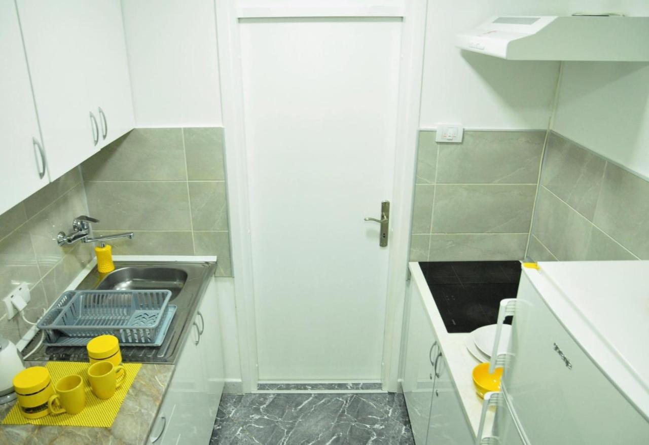 Manirosi 5 Apartment Суботица Экстерьер фото